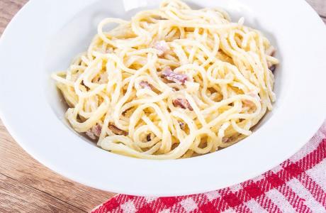 Espaguettis carbonara